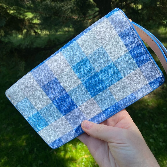 Dooney & Bourke blue and white plaid wristlet wallet purse - Picture 4 of 9